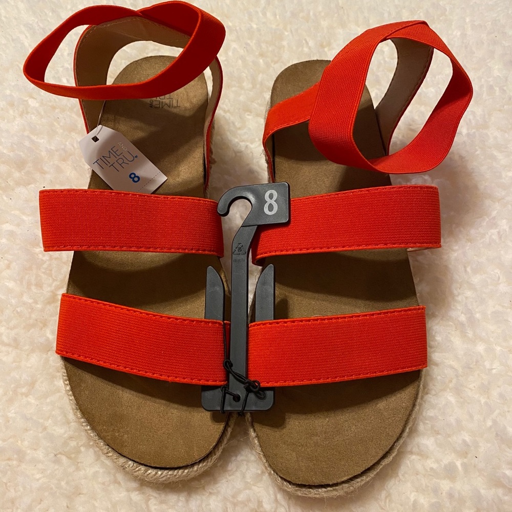 Platform sandals